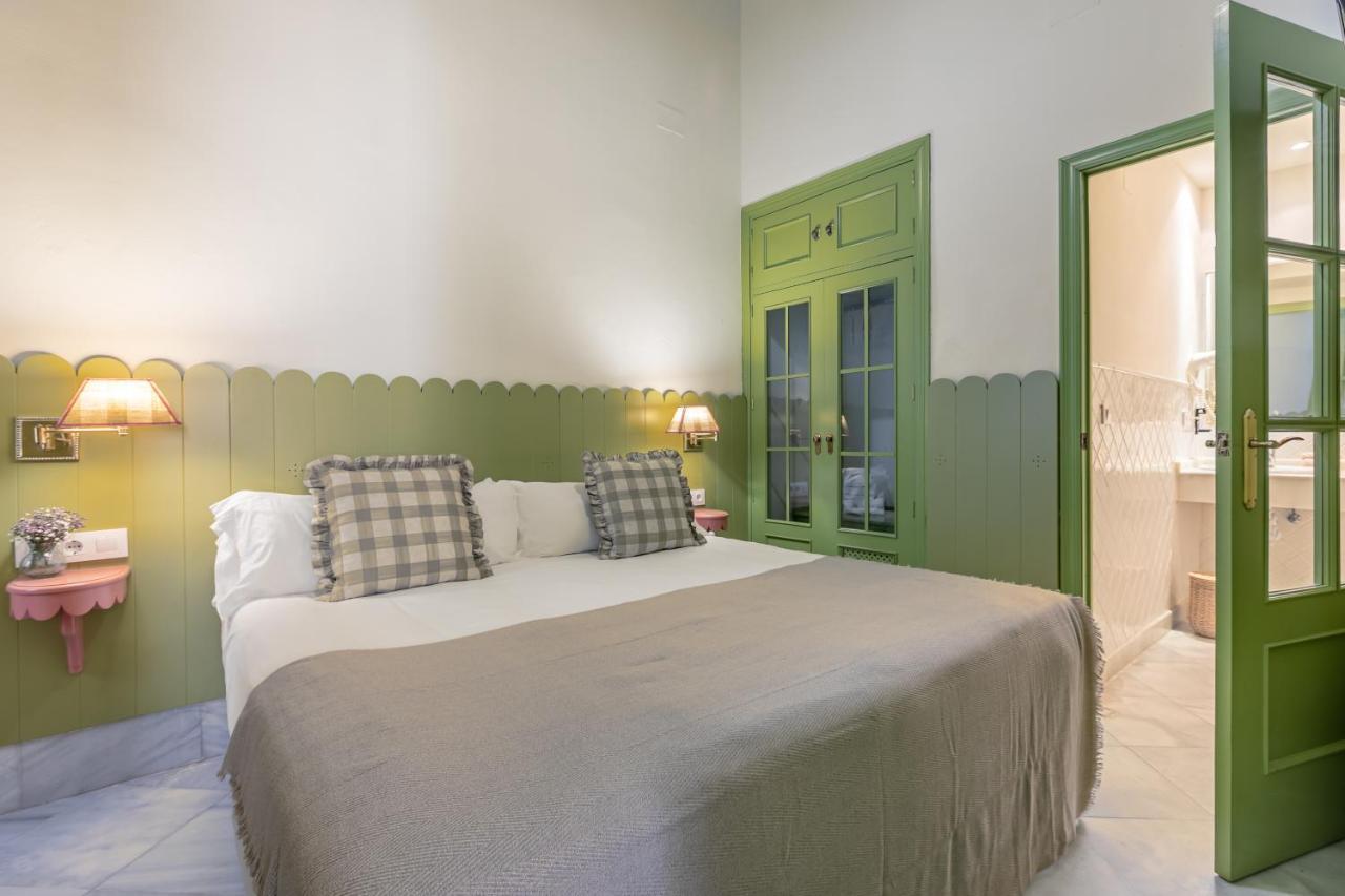 Nuea Giralda Hotel Seville Ngoại thất bức ảnh
