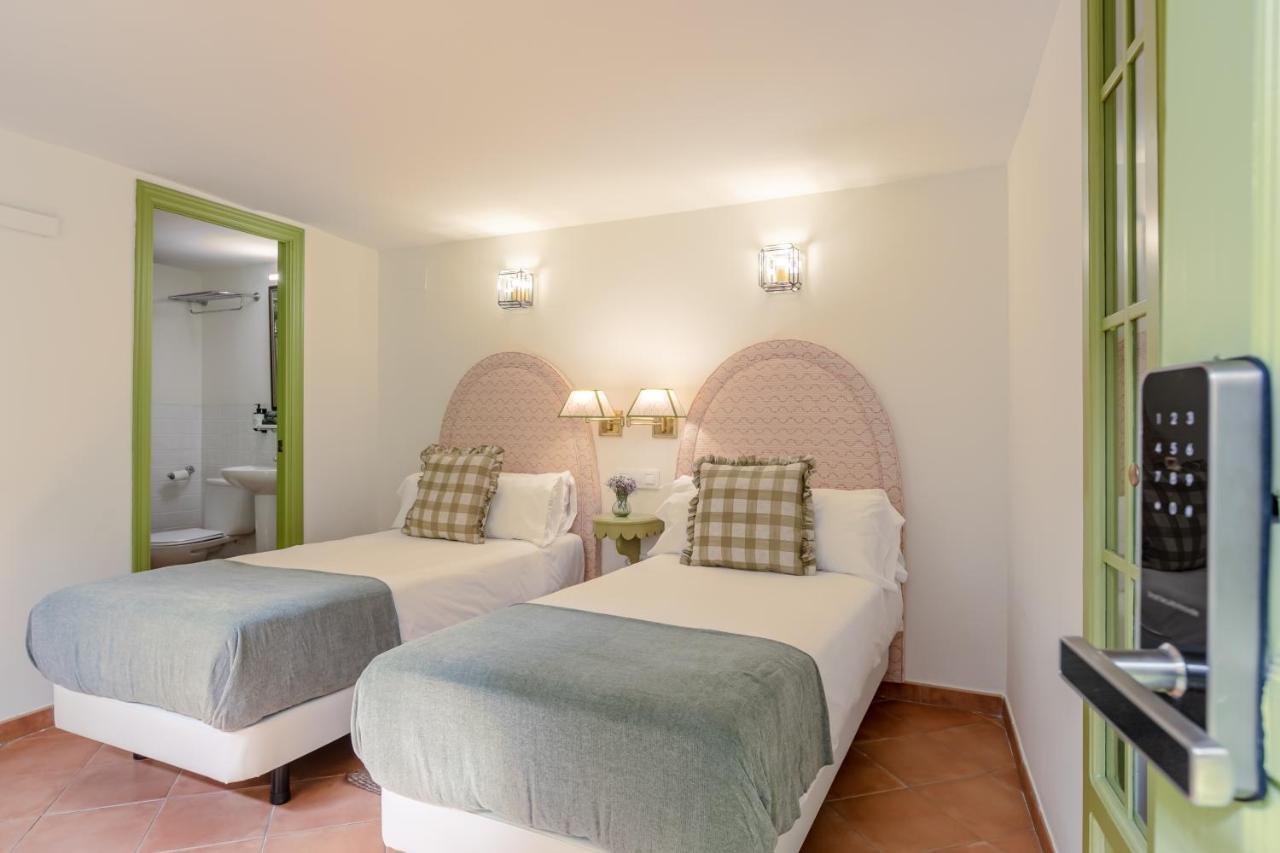 Nuea Giralda Hotel Seville Ngoại thất bức ảnh