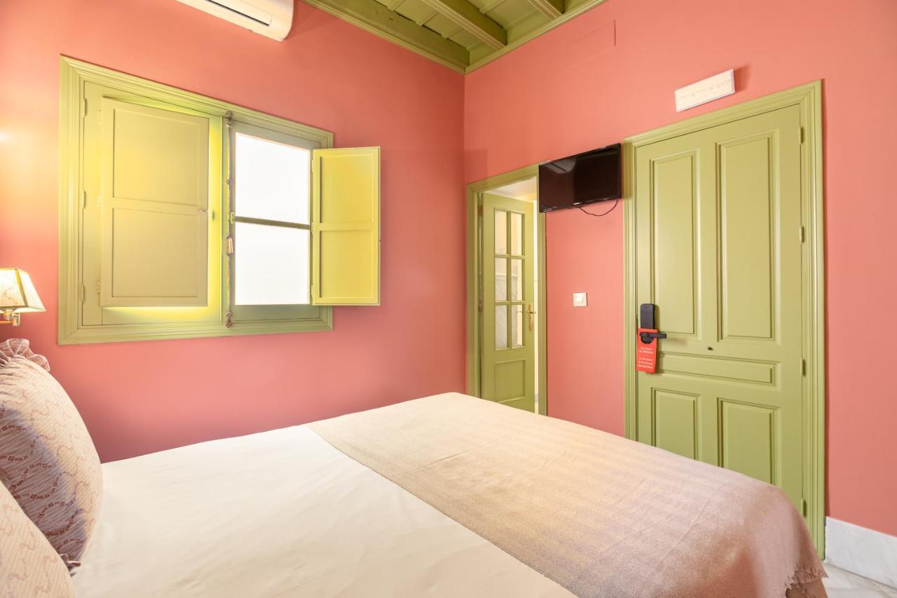 Nuea Giralda Hotel Seville Ngoại thất bức ảnh