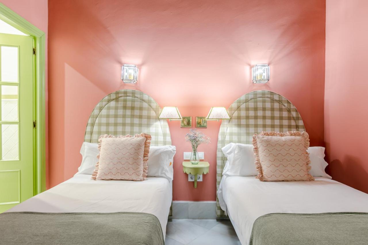 Nuea Giralda Hotel Seville Ngoại thất bức ảnh
