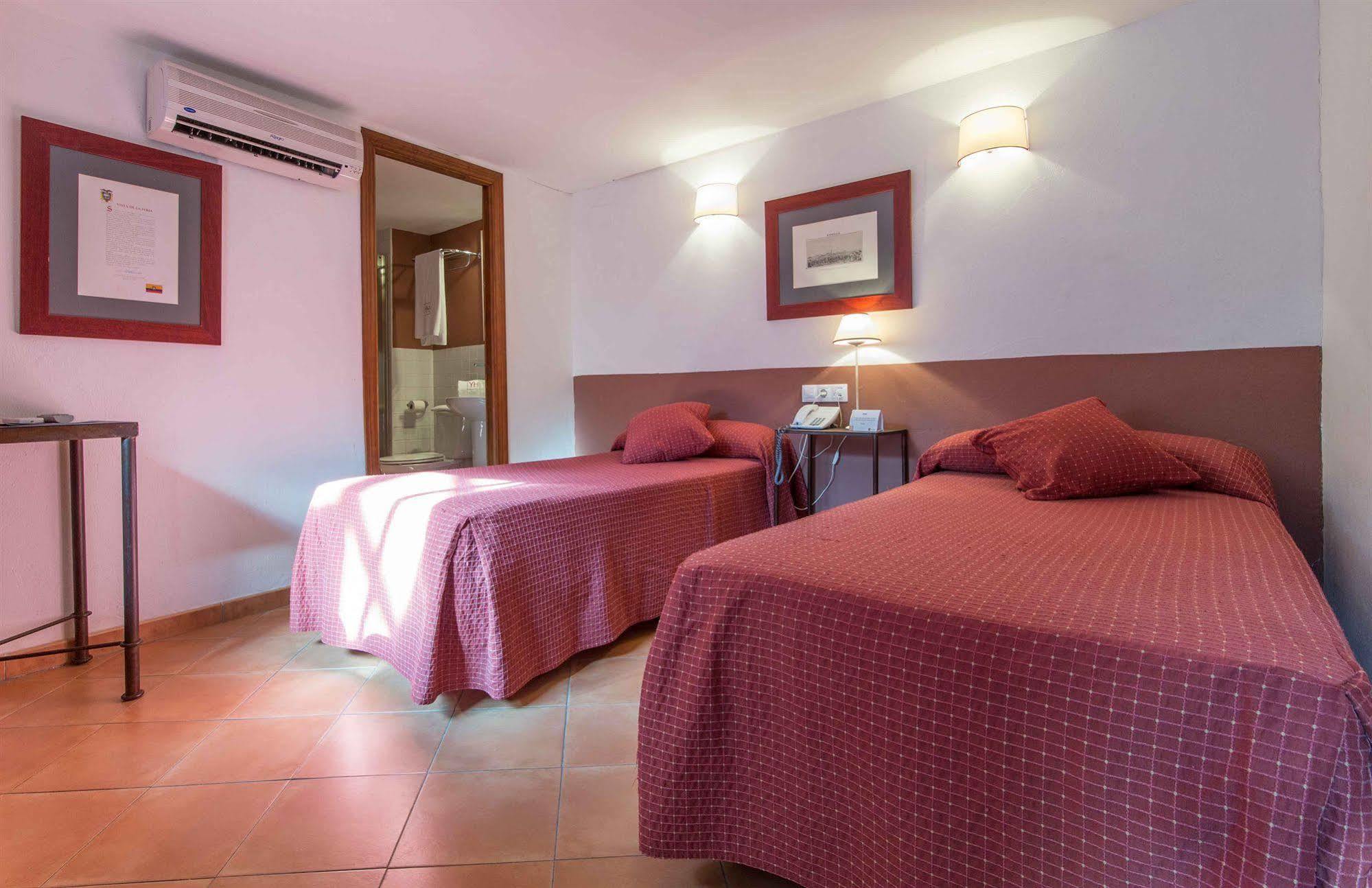 Nuea Giralda Hotel Seville Ngoại thất bức ảnh